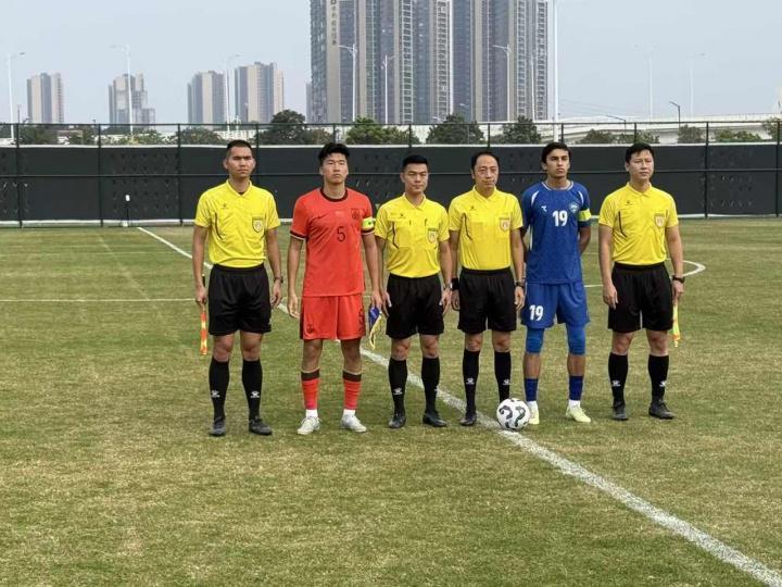 开云体育官方入口-0-3！1-0！中国足球悲喜两重天，U16完败乌兹别克后，U19成功复仇