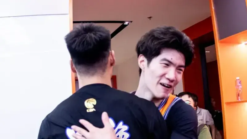 开云体育官方网站-媒体人：这只是偰李永炜的第二个CBA赛季，本赛季进步明显